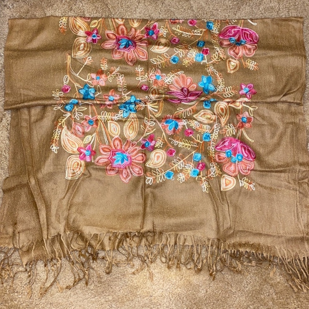 Scarf - Picture 3 of 3